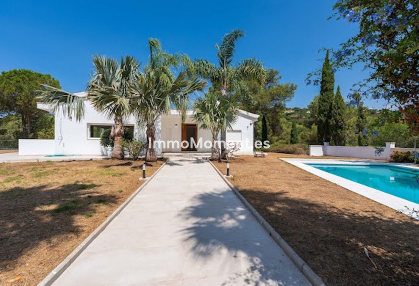 Reventa - Villa independiente - Benahavís - El Madroñal