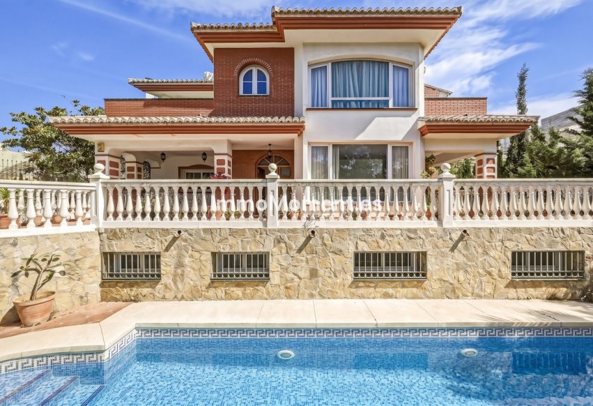 Reventa - Villa independiente - Benalmadena - Benalmadena Centro