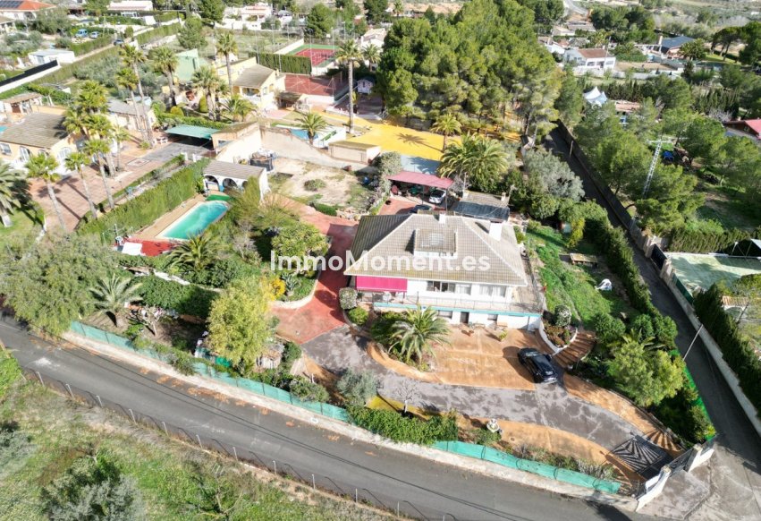 Reventa - Villa independiente - Elda - Elda Centro