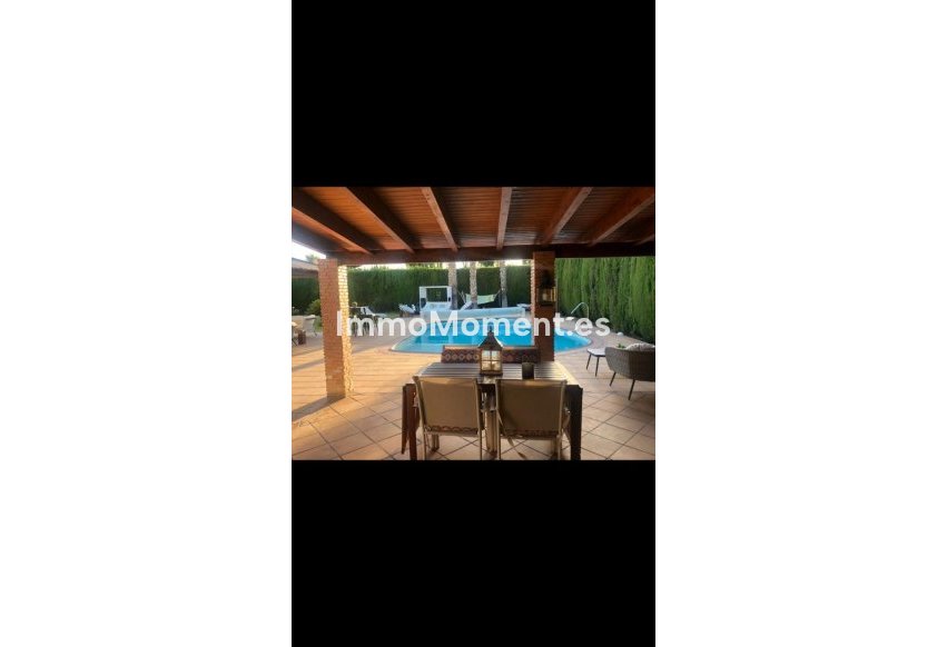 Reventa - Villa independiente - Elda - Elda Centro