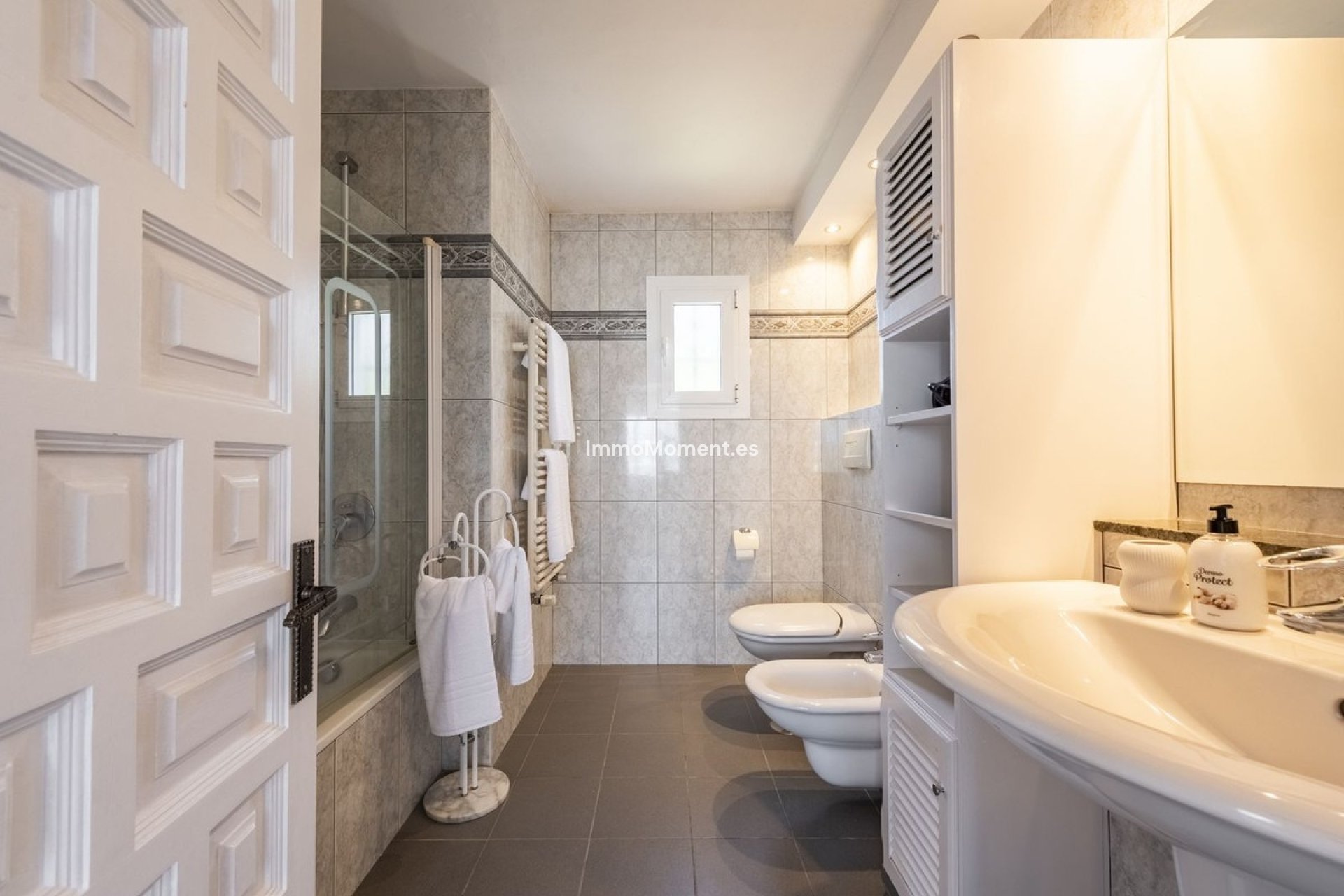 Reventa - Villa independiente - Estepona  - Atalaya