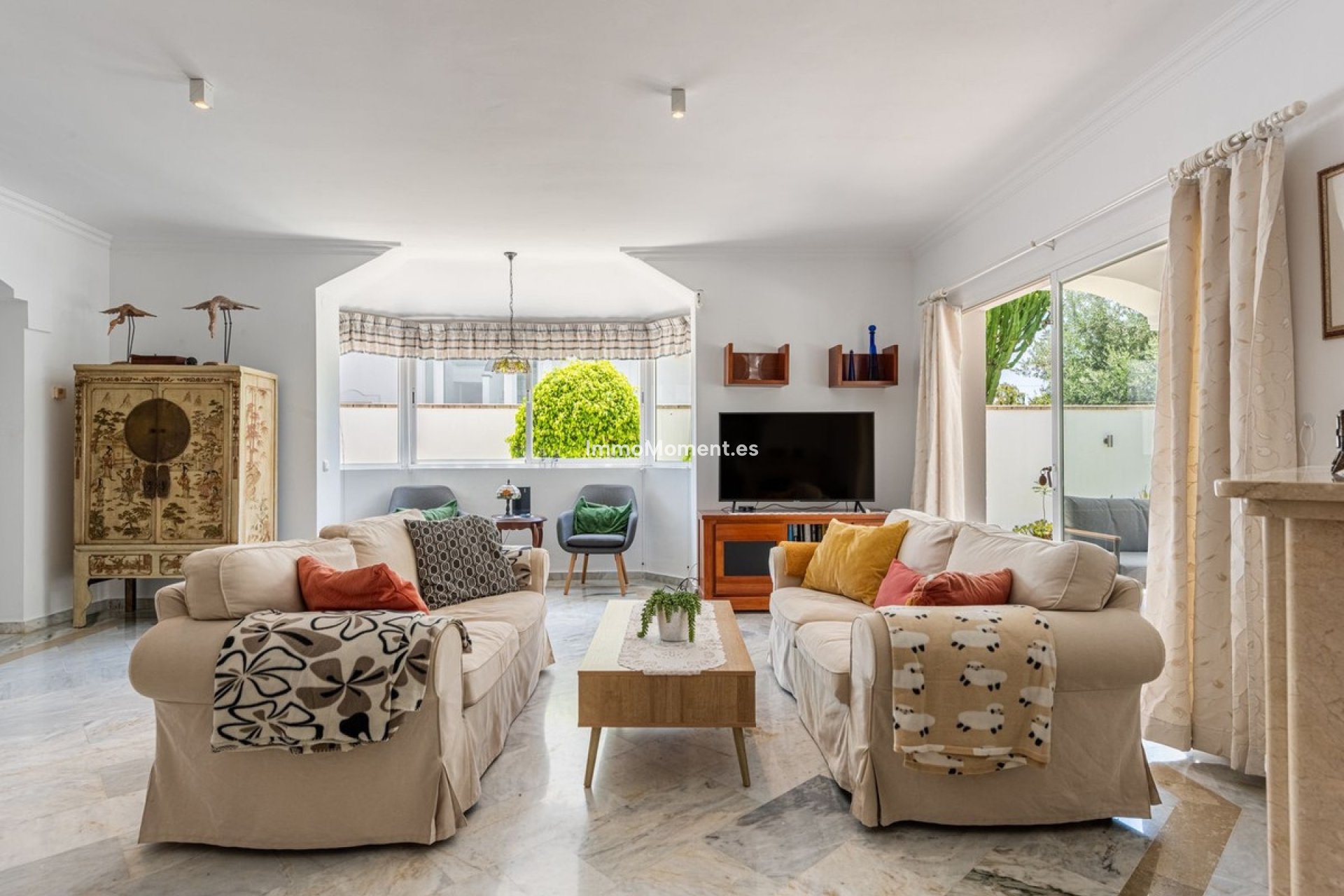 Reventa - Villa independiente - Estepona  - Atalaya