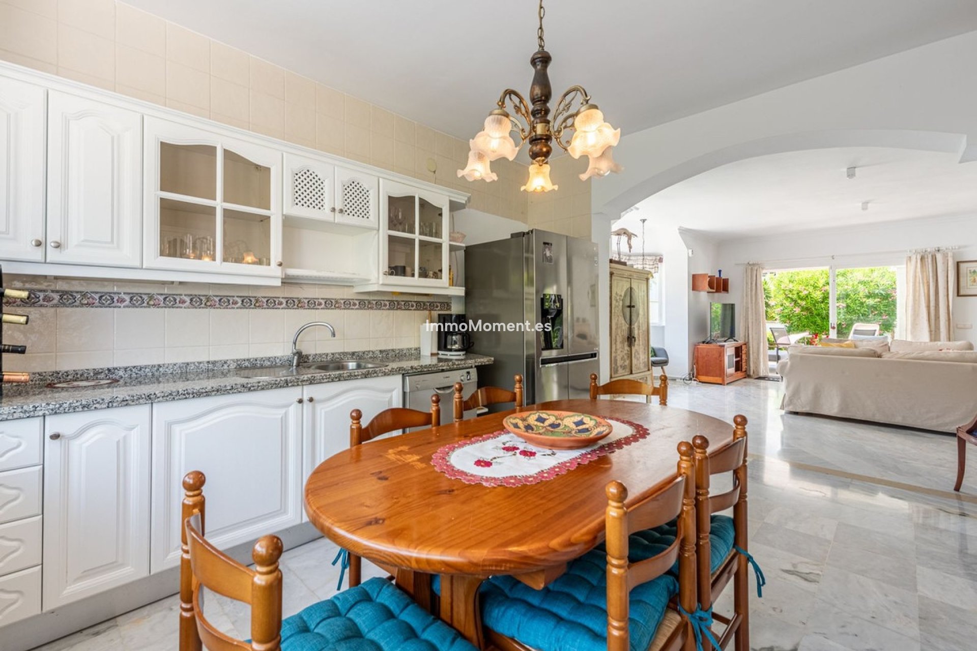 Reventa - Villa independiente - Estepona  - Atalaya