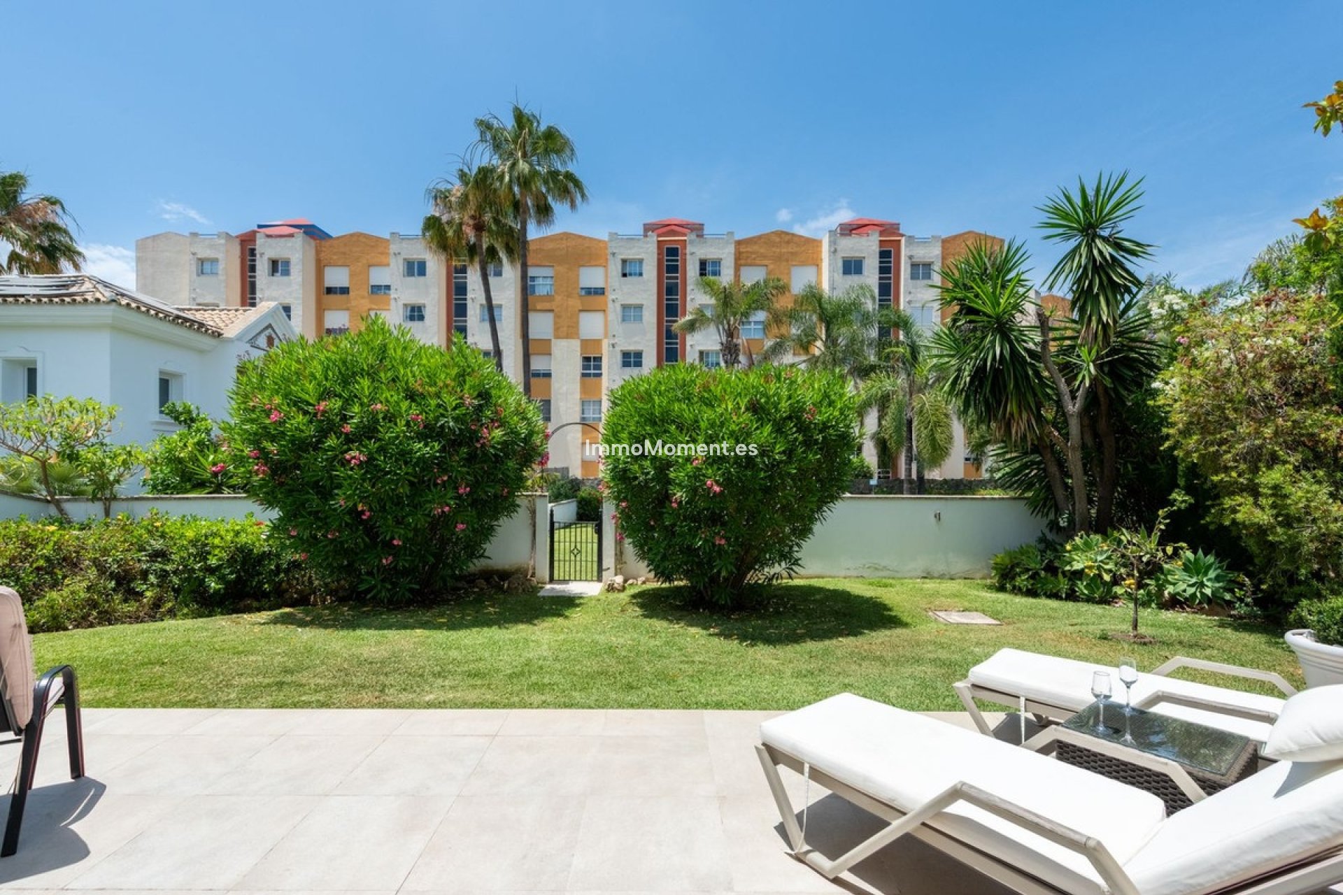 Reventa - Villa independiente - Estepona  - Atalaya
