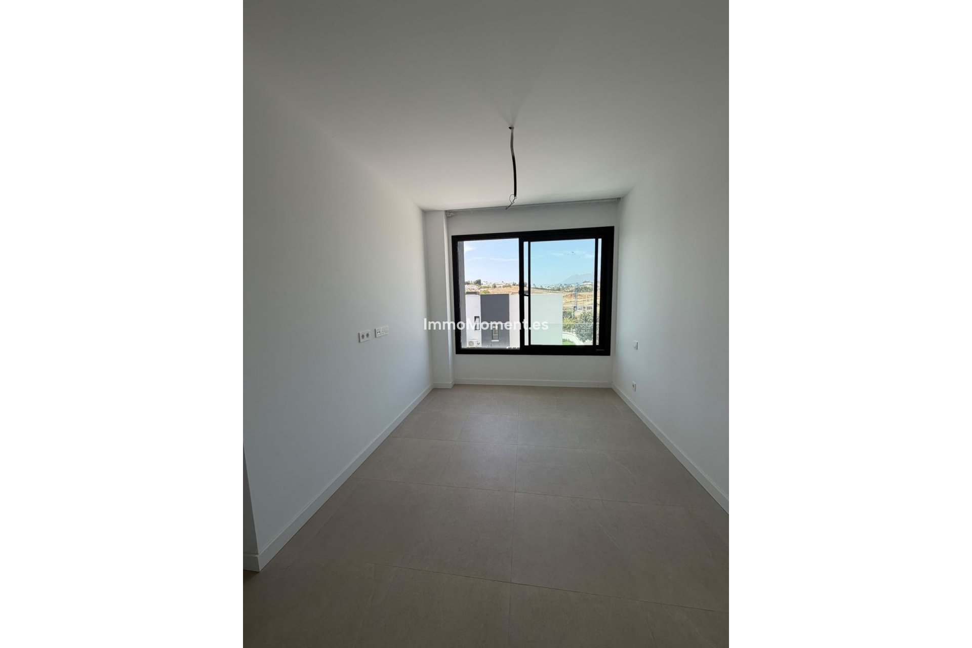 Reventa - Villa independiente - Estepona  - Atalaya
