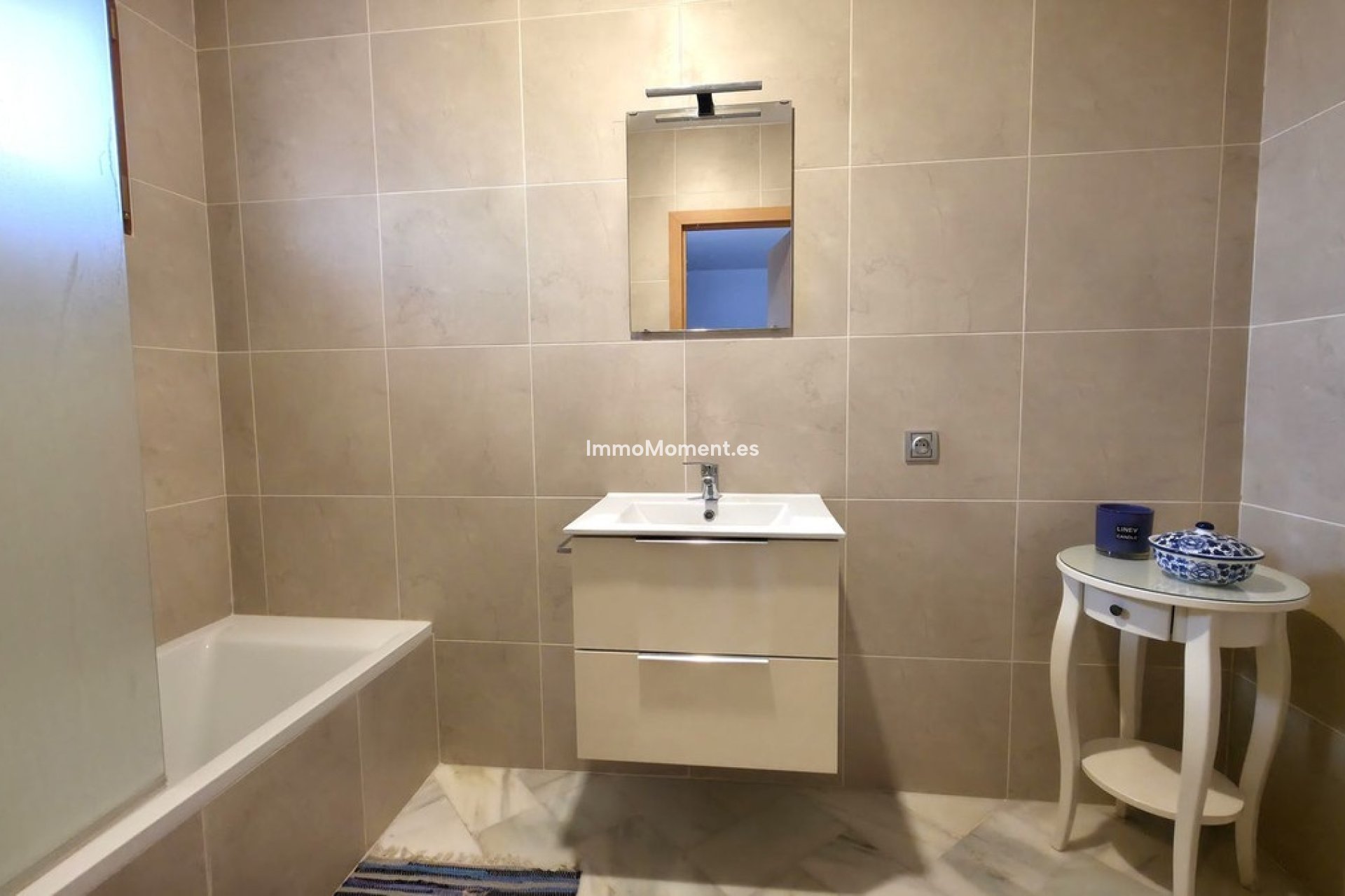 Reventa - Villa independiente - Estepona  - Atalaya