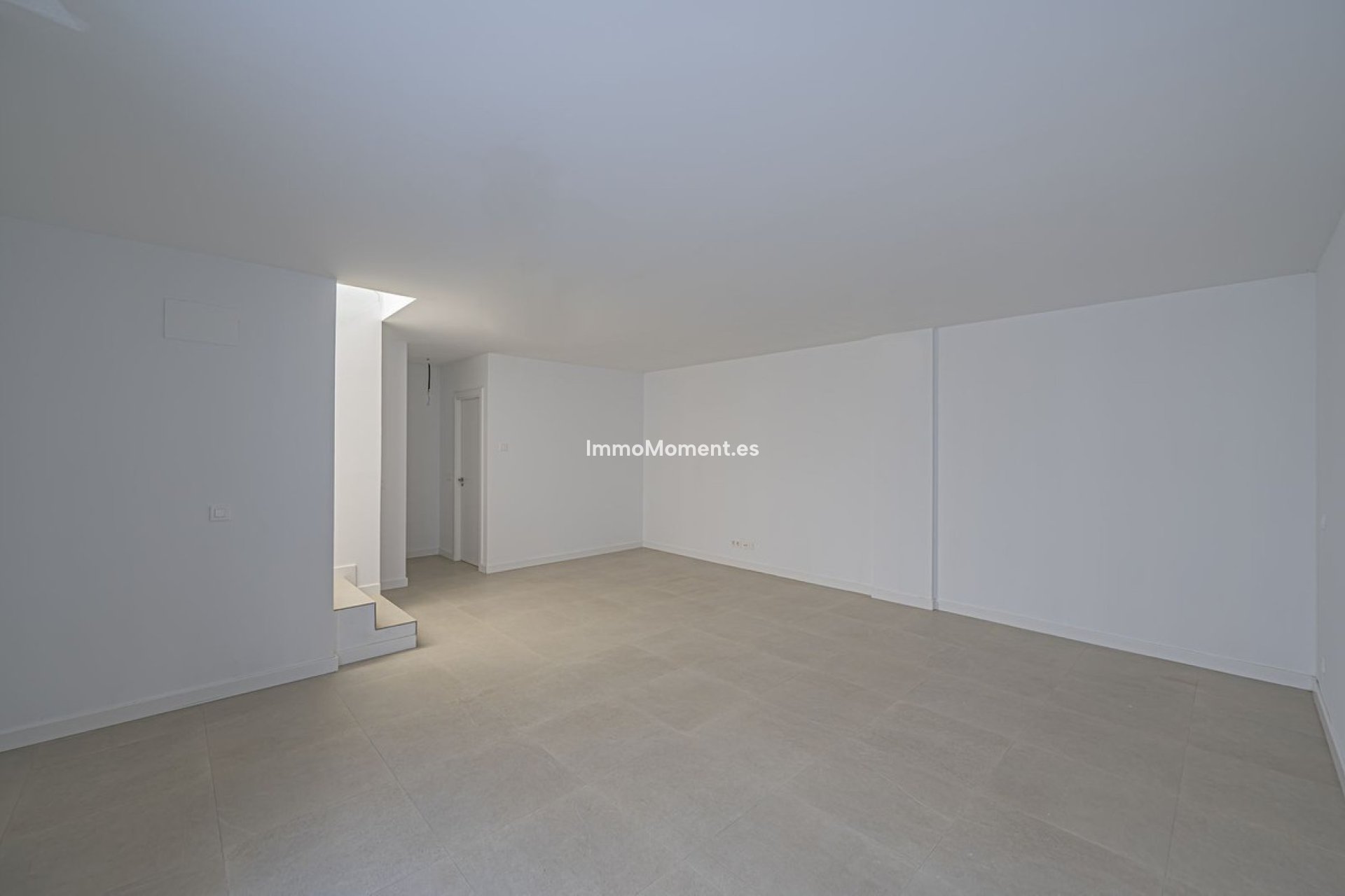 Reventa - Villa independiente - Estepona  - Atalaya