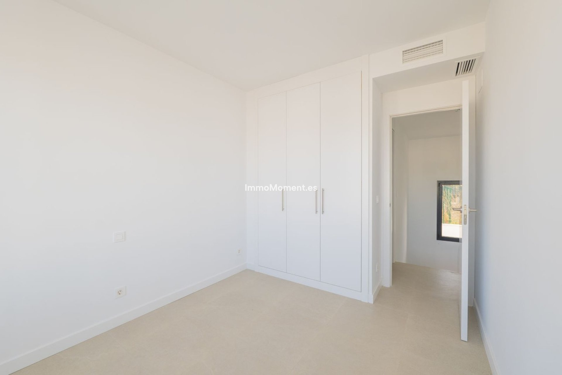 Reventa - Villa independiente - Estepona  - Atalaya