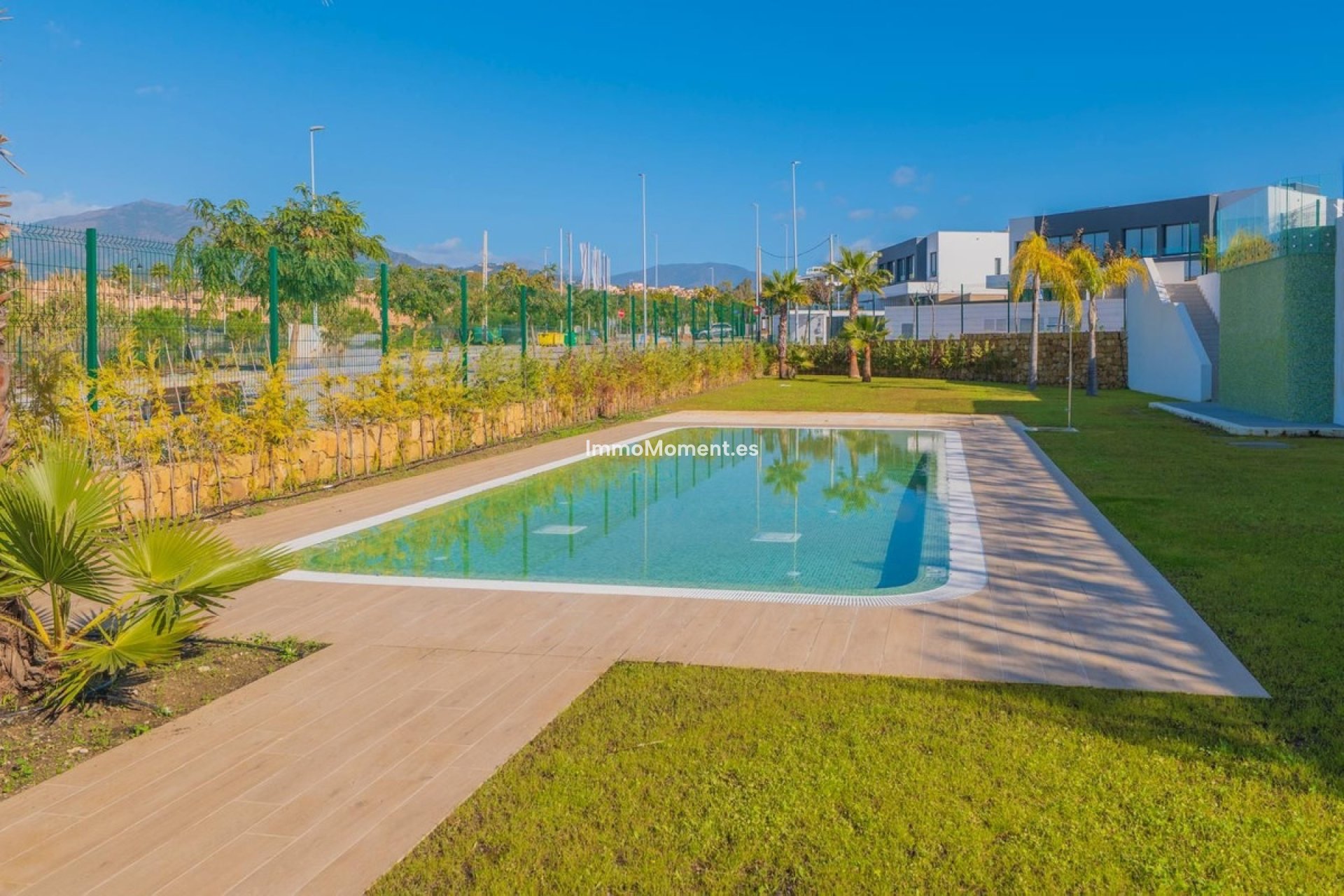 Reventa - Villa independiente - Estepona  - Atalaya