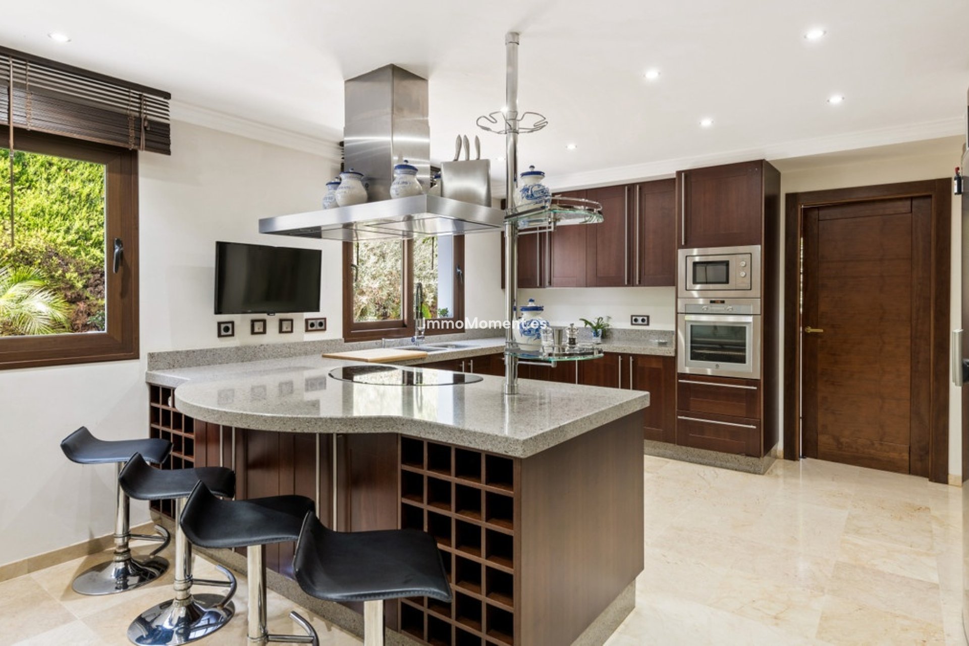 Reventa - Villa independiente - Estepona  - Atalaya