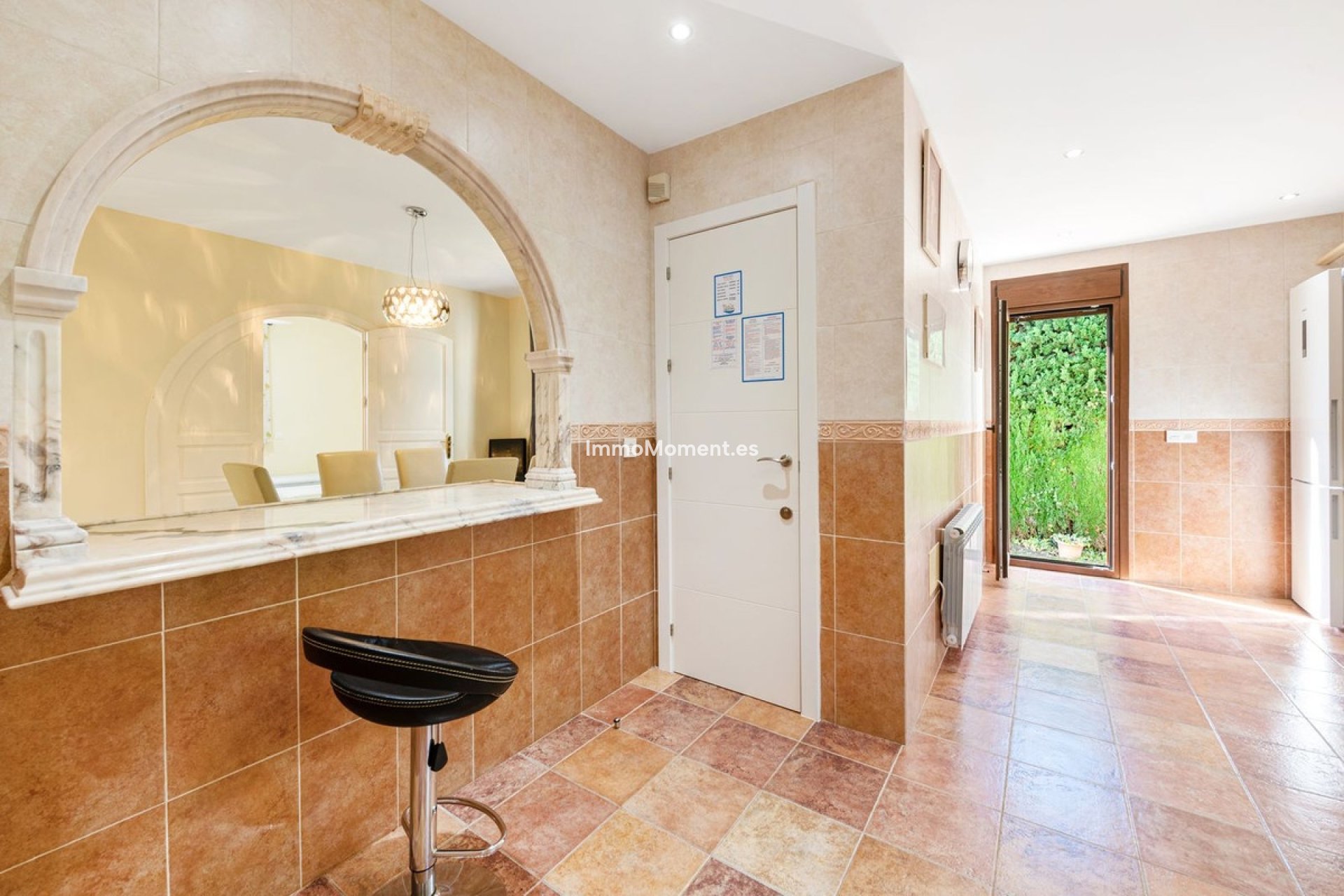 Reventa - Villa independiente - Estepona  - Atalaya