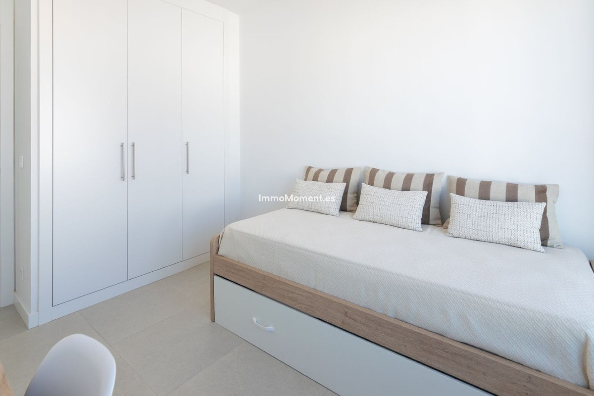 Reventa - Villa independiente - Estepona  - Atalaya