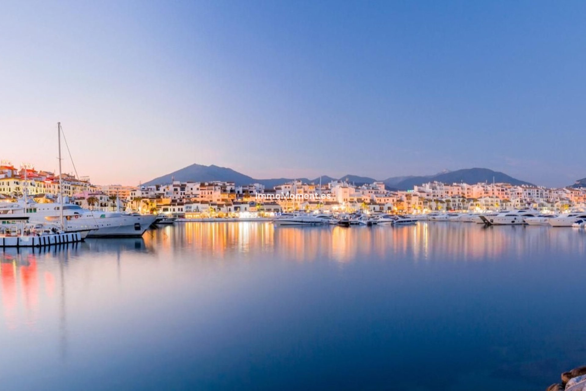 Reventa - Villa independiente - Estepona  - Atalaya