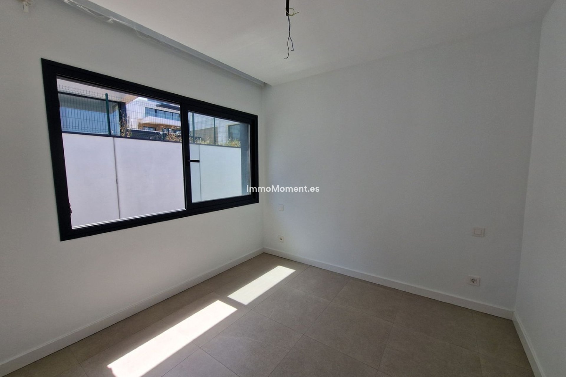 Reventa - Villa independiente - Estepona  - Atalaya