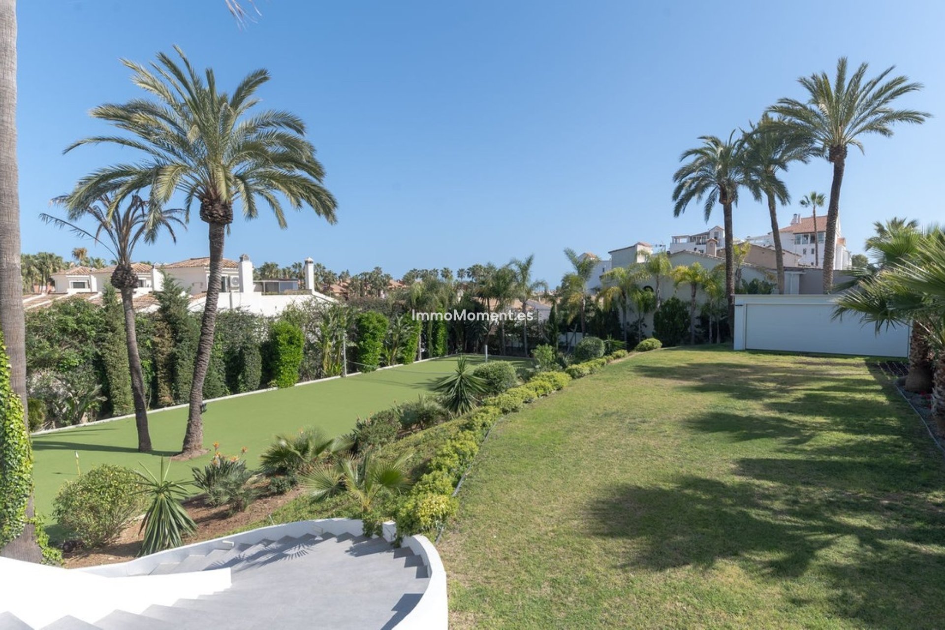 Reventa - Villa independiente - Estepona  - Atalaya