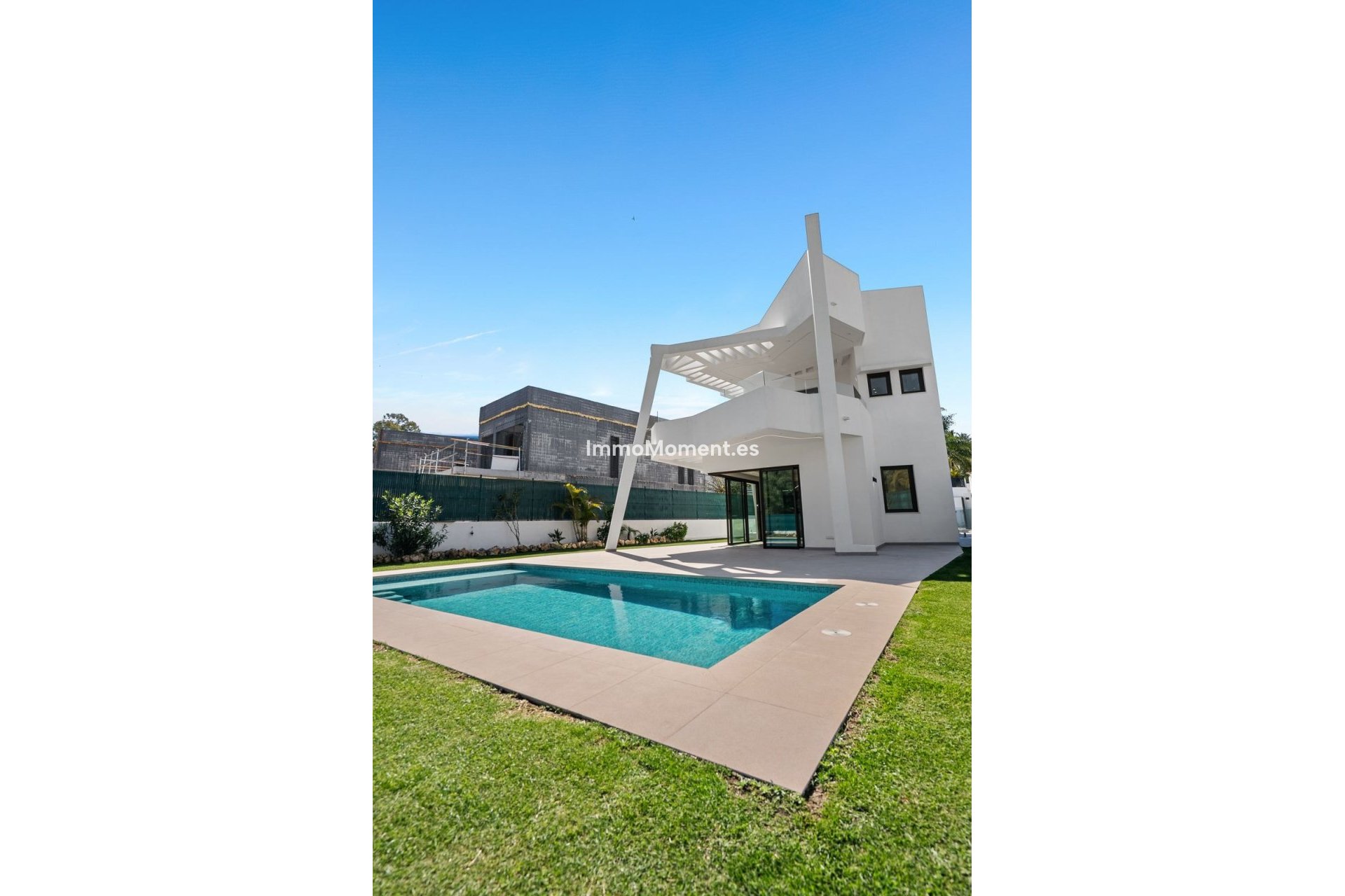 Reventa - Villa independiente - Estepona  - Atalaya