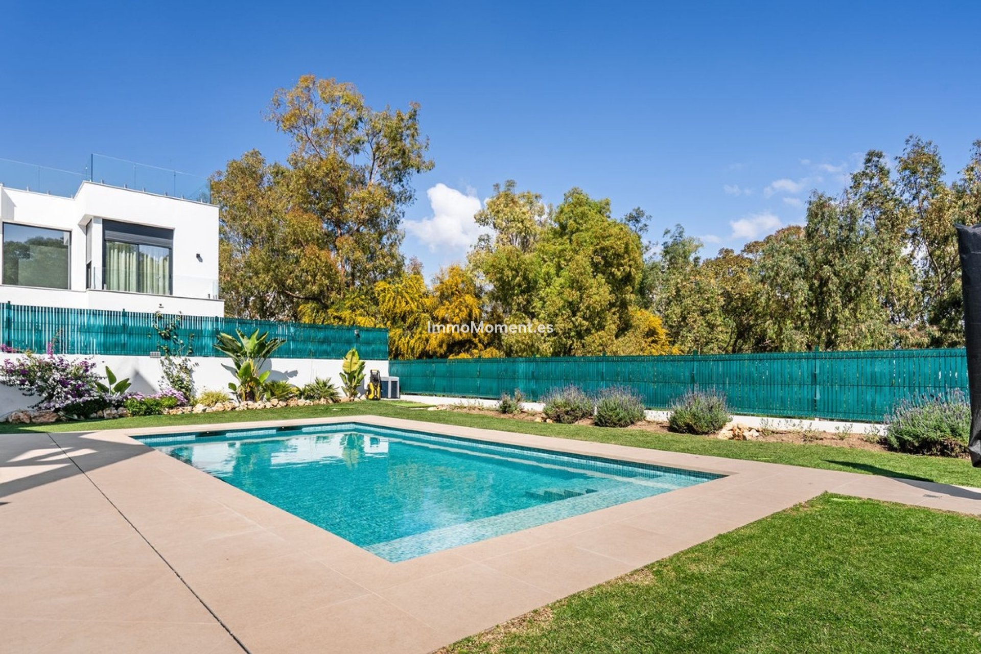 Reventa - Villa independiente - Estepona  - Atalaya