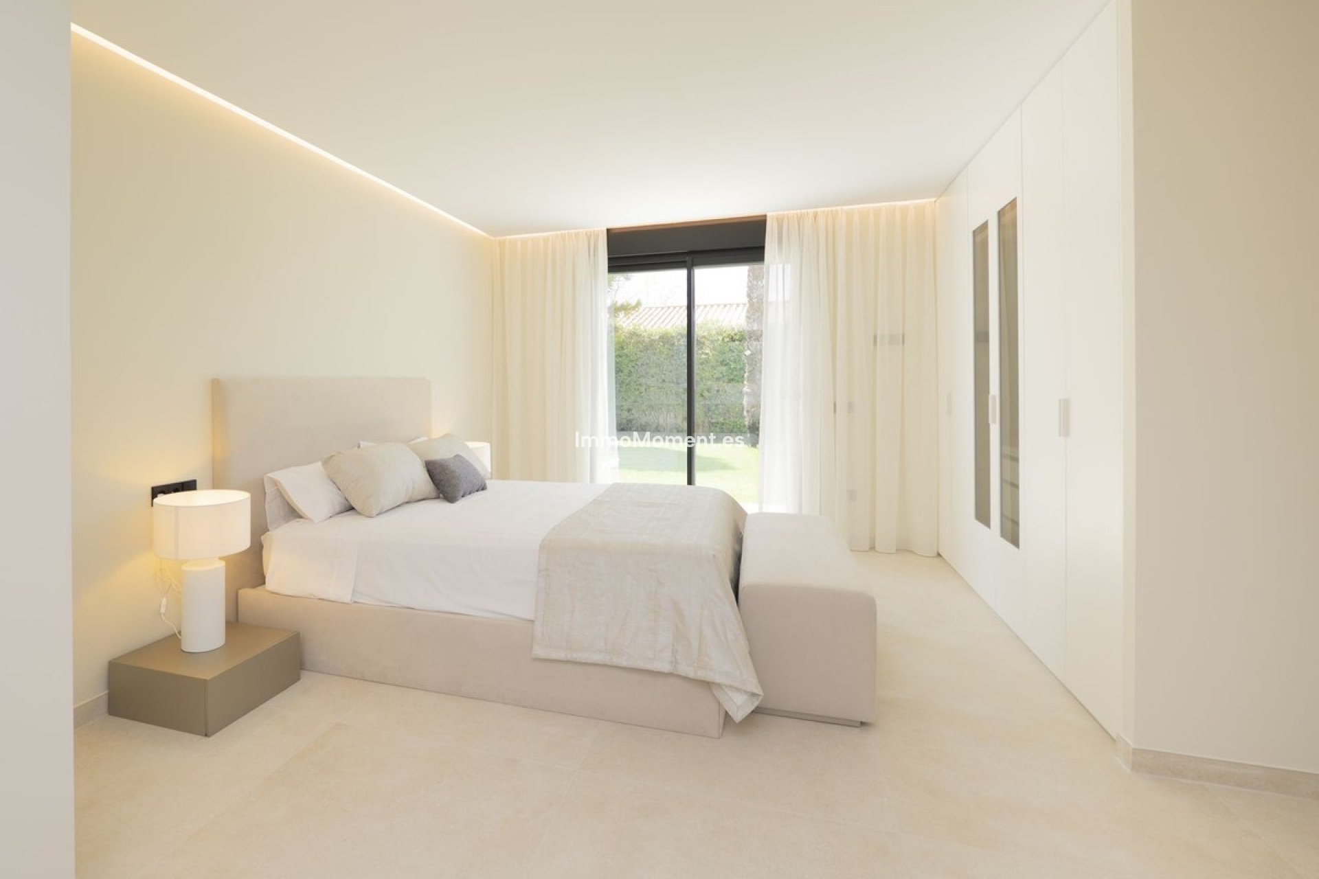 Reventa - Villa independiente - Estepona  - Atalaya