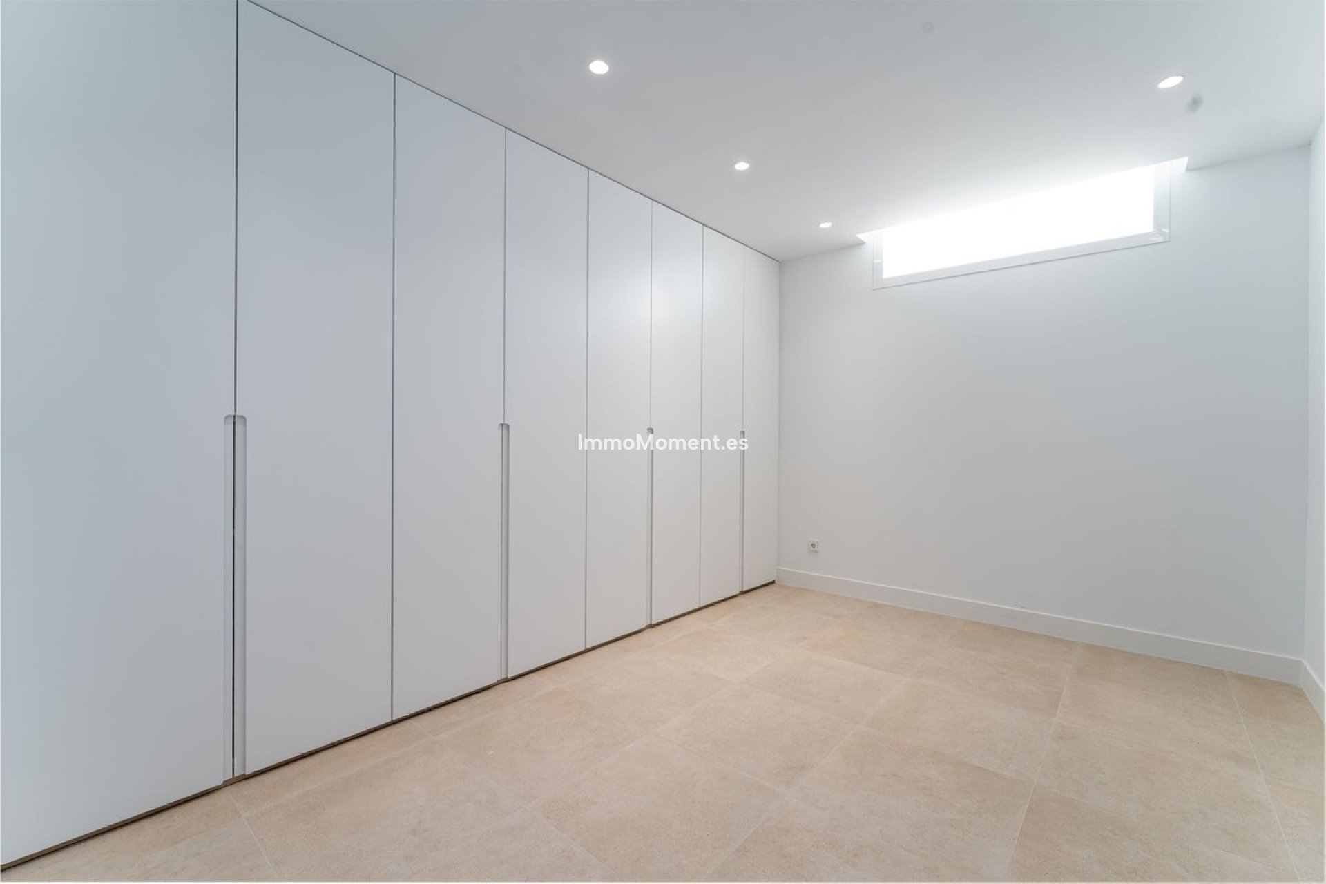 Reventa - Villa independiente - Estepona  - Atalaya