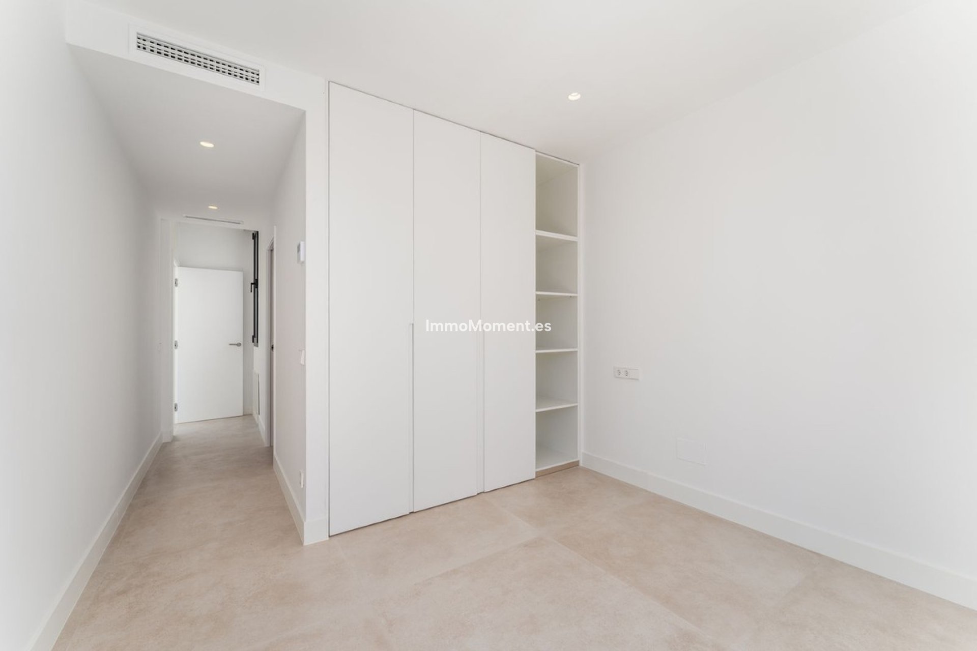 Reventa - Villa independiente - Estepona  - Atalaya