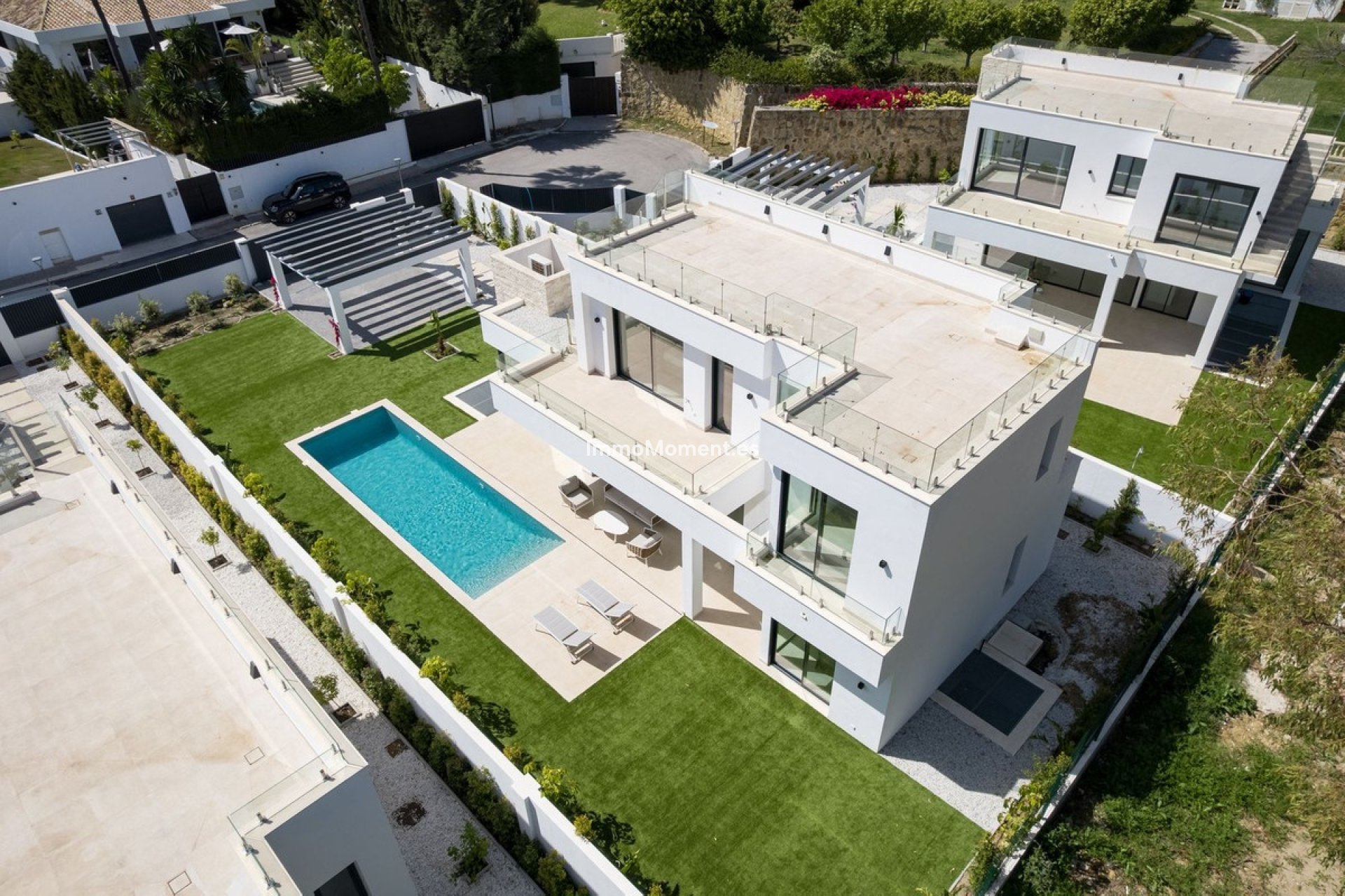 Reventa - Villa independiente - Estepona  - Atalaya