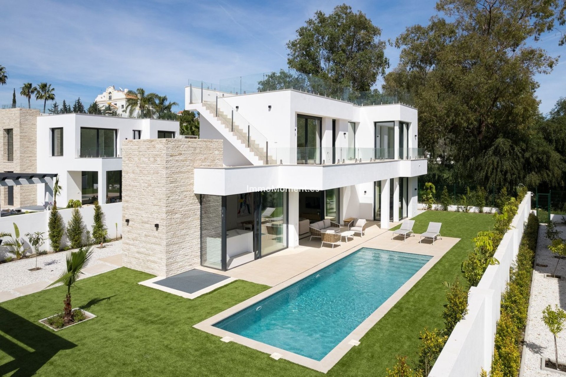 Reventa - Villa independiente - Estepona  - Atalaya
