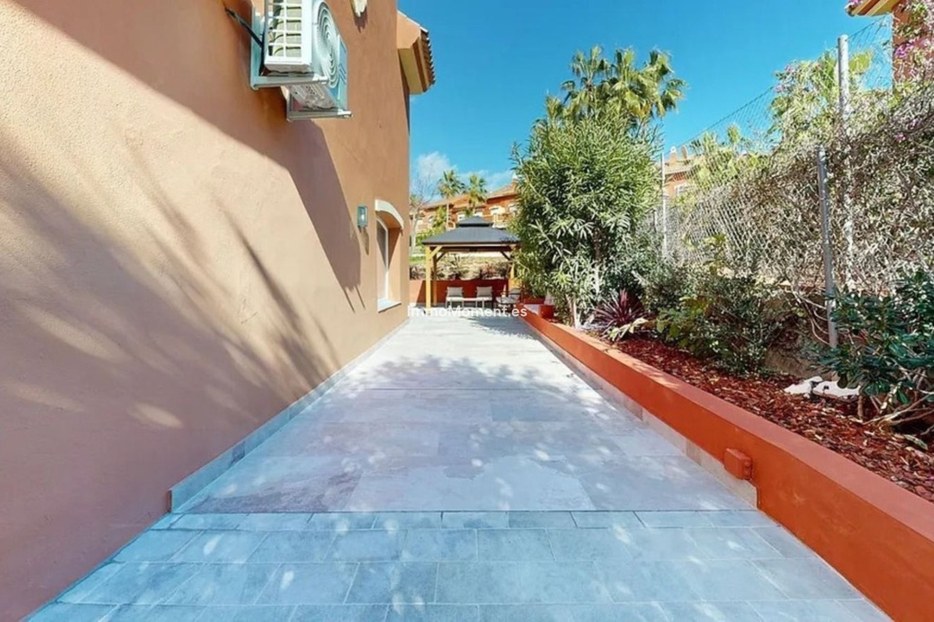 Reventa - Villa independiente - Estepona  - Atalaya