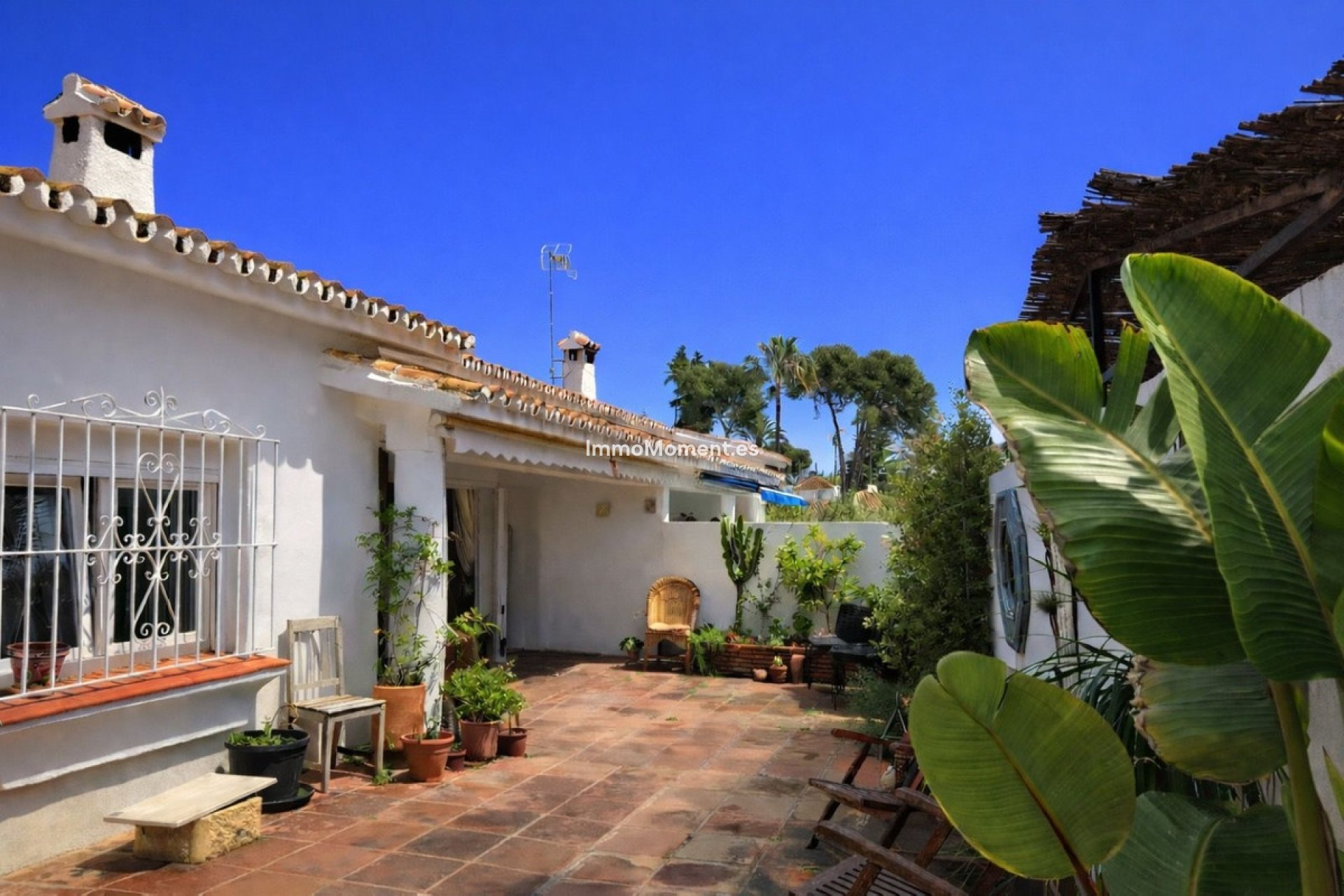 Reventa - Villa independiente - Estepona  - Benamara