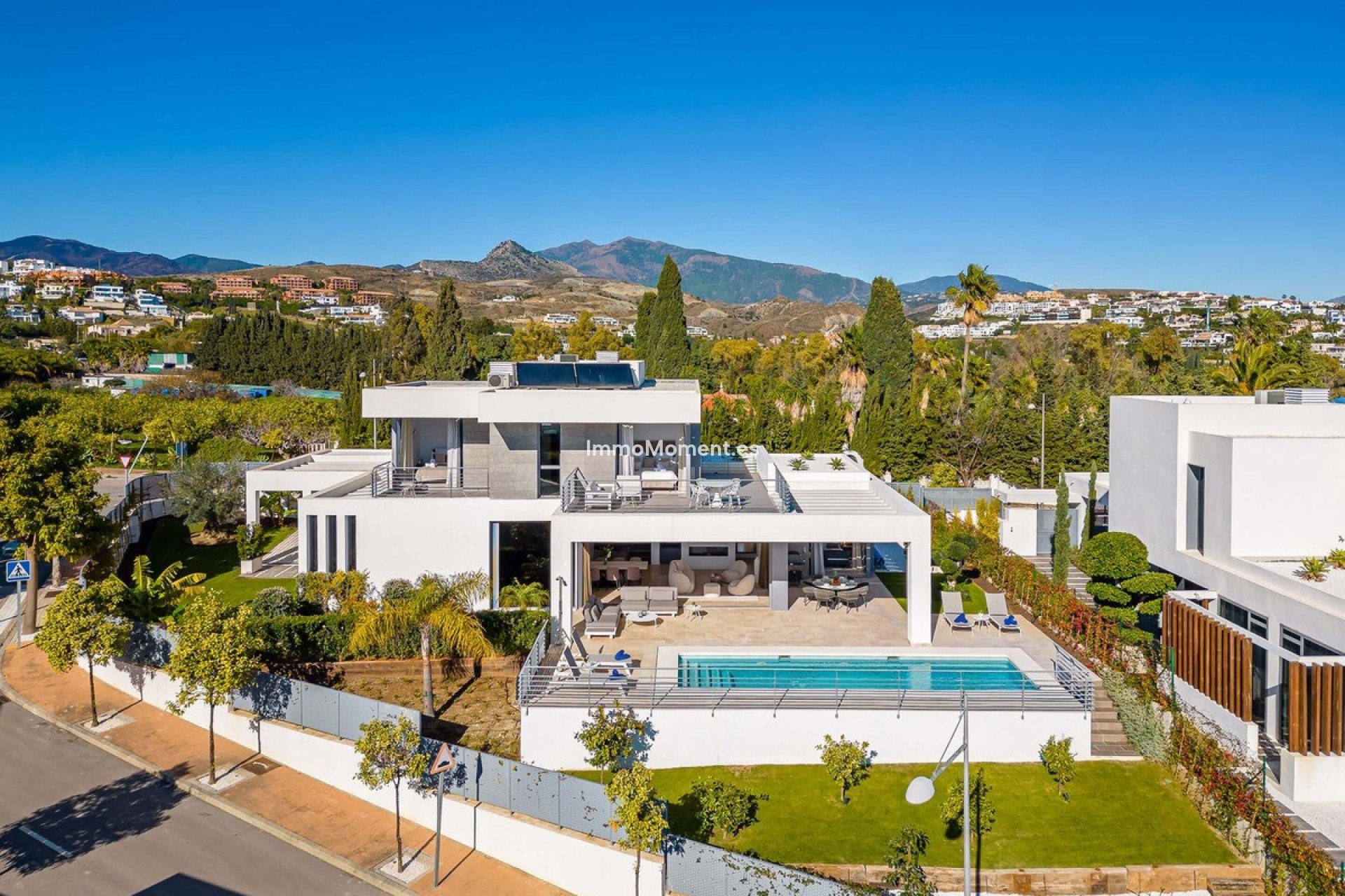 Reventa - Villa independiente - Estepona  - Cancelada