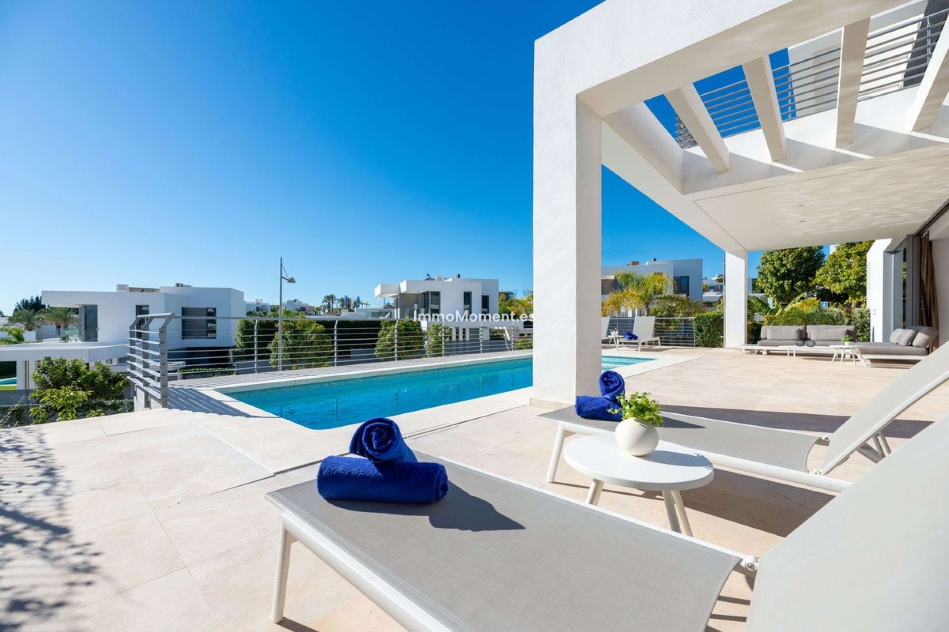 Reventa - Villa independiente - Estepona  - Cancelada
