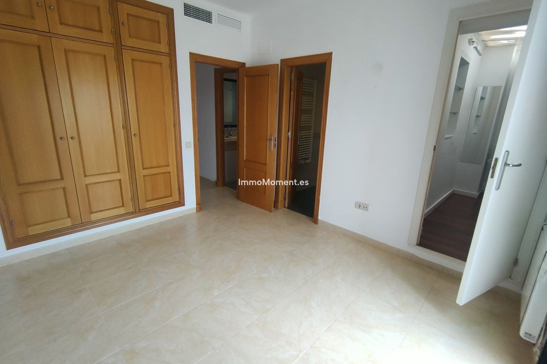 Reventa - Villa independiente - Estepona  - Cancelada