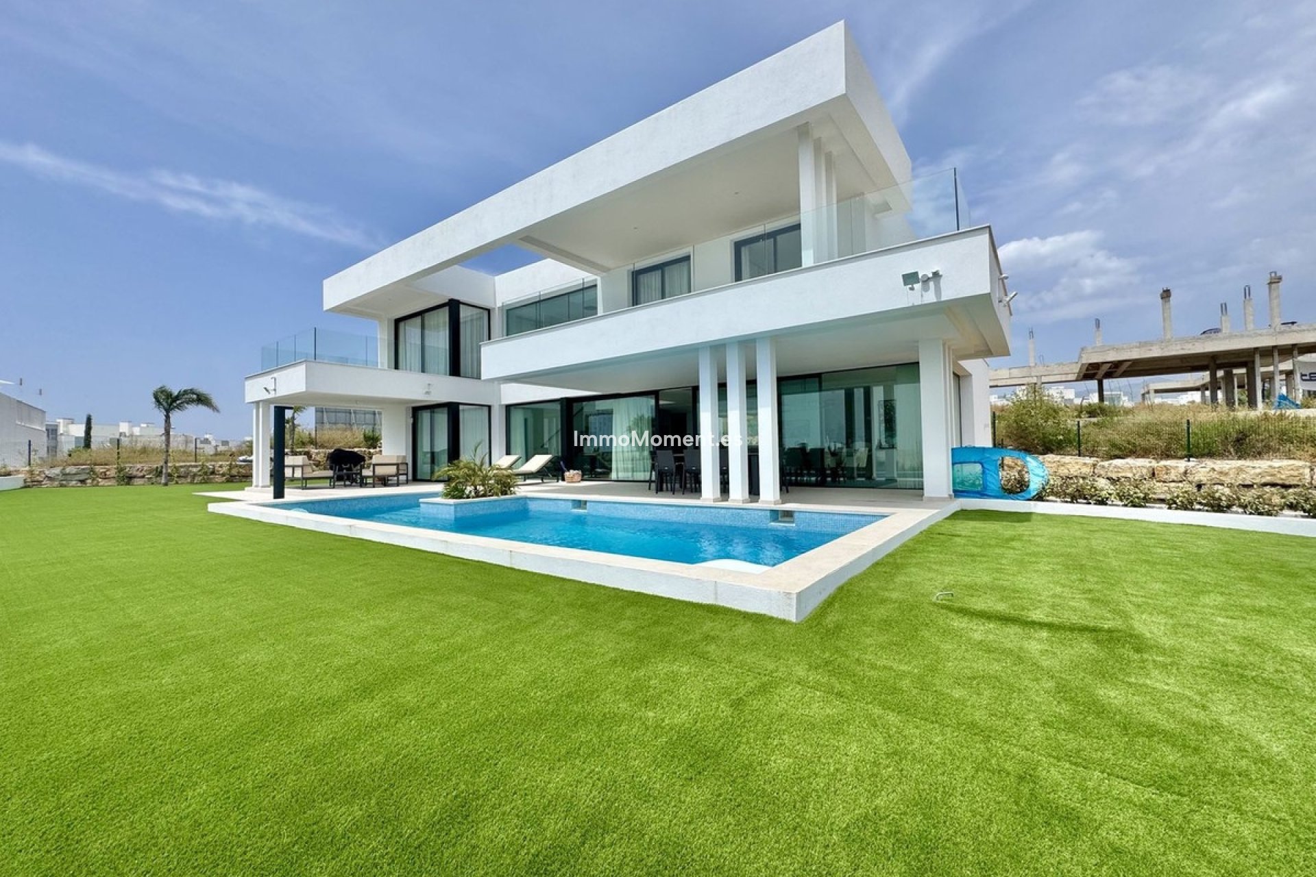 Reventa - Villa independiente - Estepona  - Cancelada