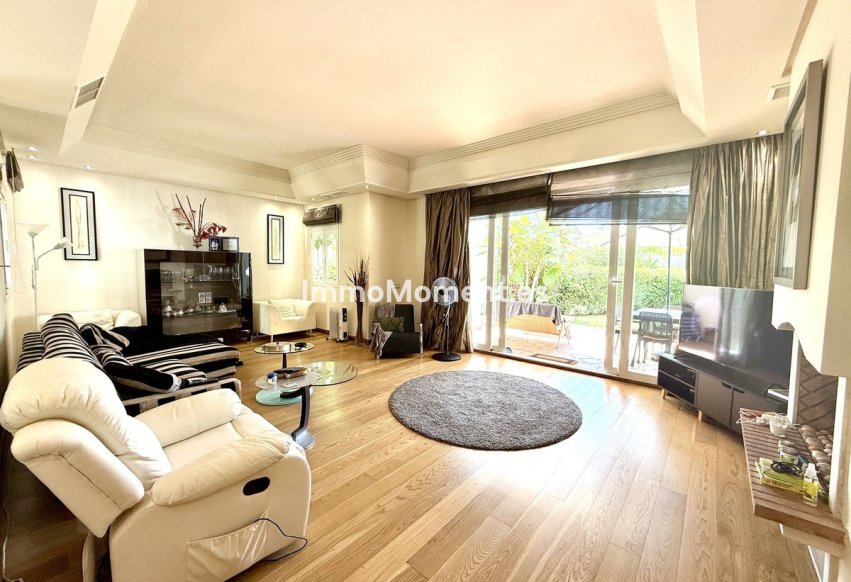 Reventa - Villa independiente - Estepona  - Costalita