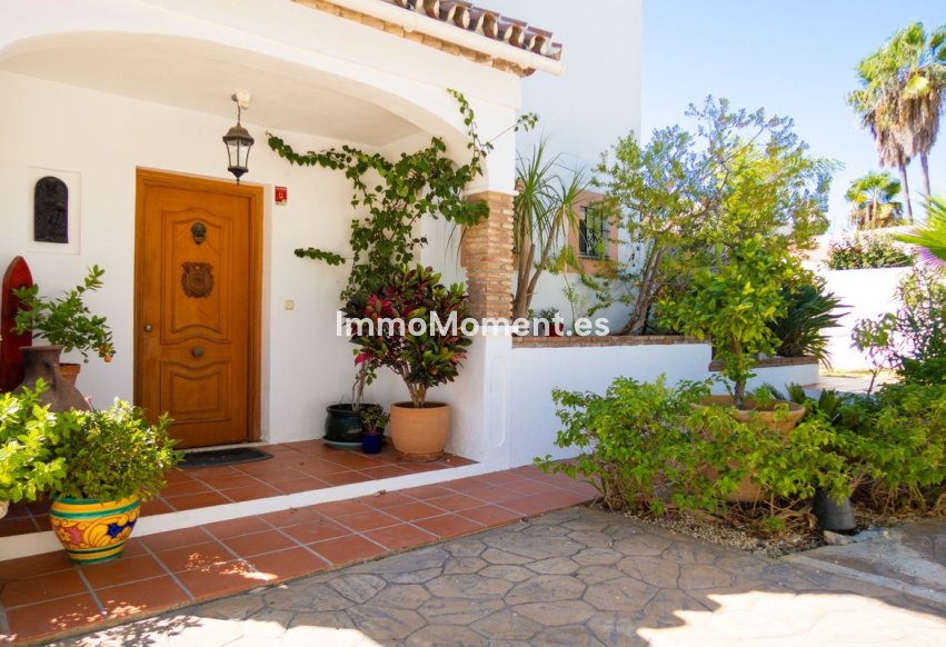 Reventa - Villa independiente - Estepona  - El Padron