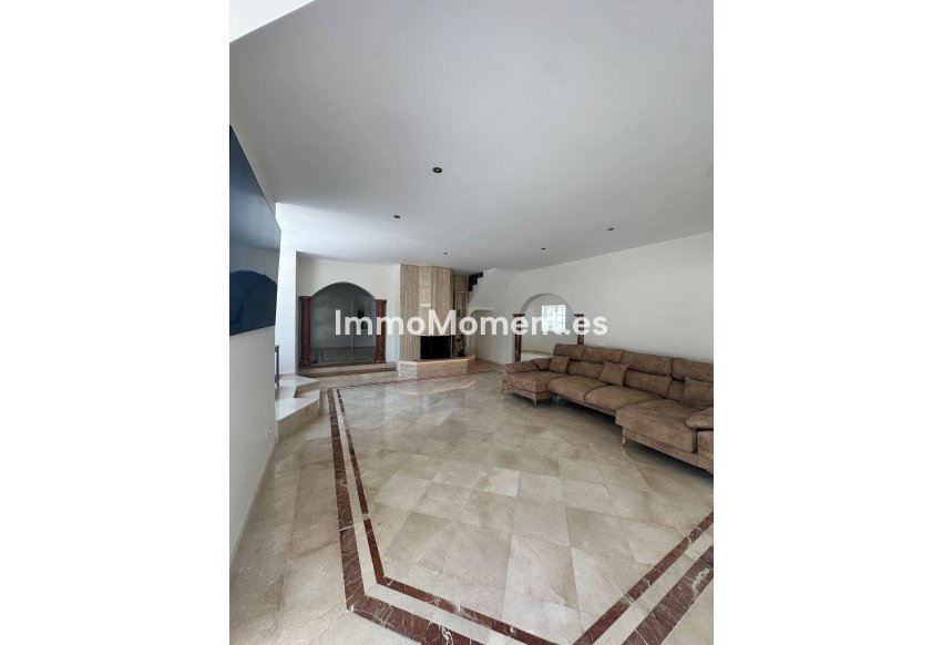 Reventa - Villa independiente - Estepona  - Estepona Centro
