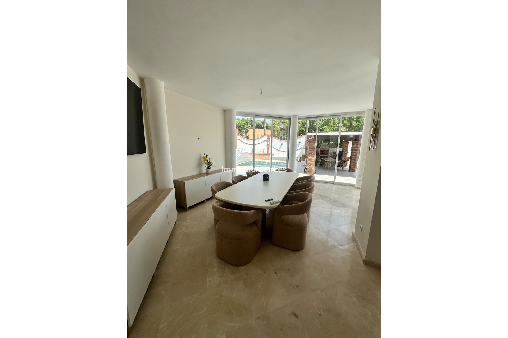 Reventa - Villa independiente - Estepona  - Estepona Centro
