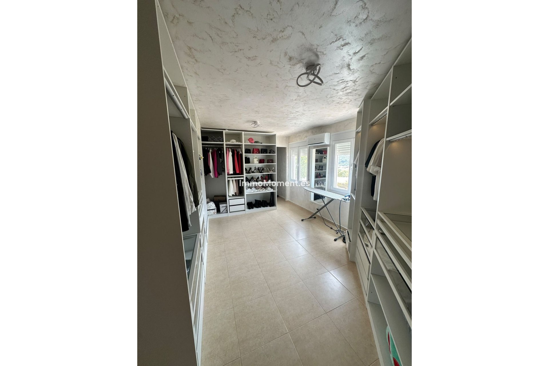Reventa - Villa independiente - Estepona  - Estepona Centro