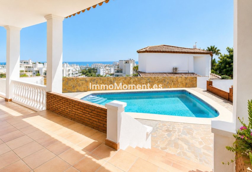 Reventa - Villa independiente - Estepona  - Estepona Centro