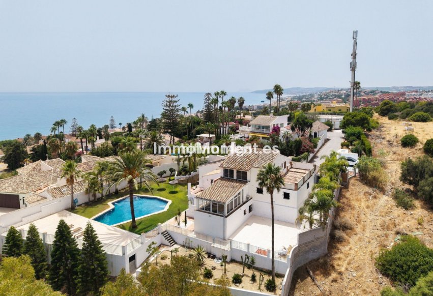 Reventa - Villa independiente - Estepona  - Estepona Centro