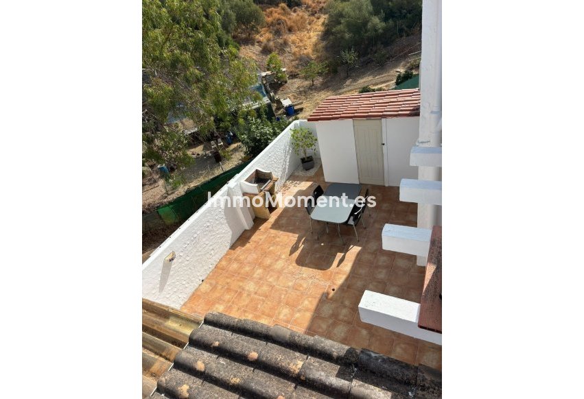 Reventa - Villa independiente - Estepona  - Estepona Centro