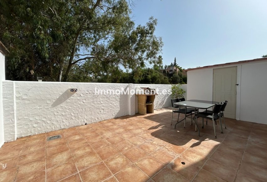 Reventa - Villa independiente - Estepona  - Estepona Centro