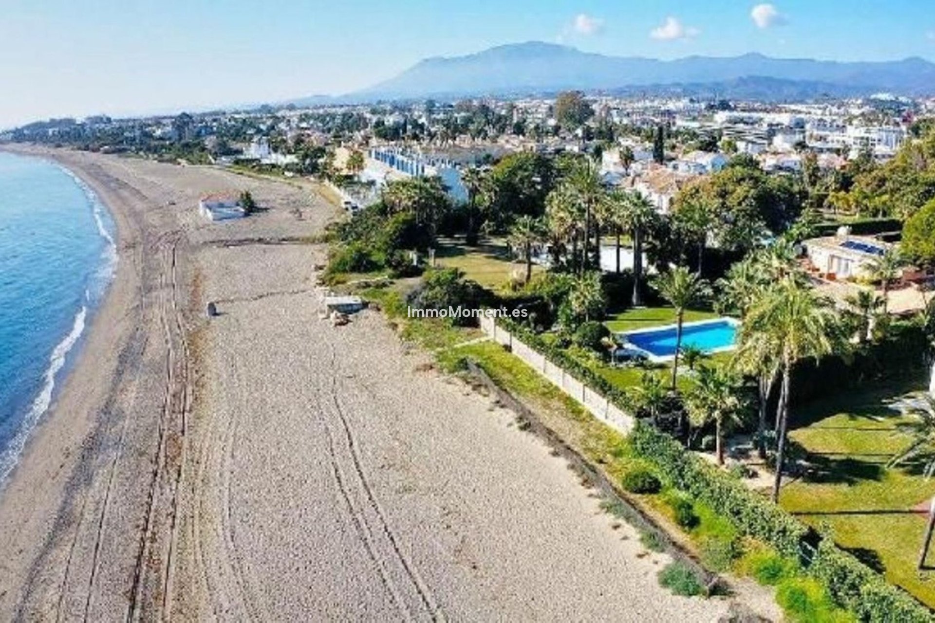 Reventa - Villa independiente - Estepona  - Estepona Centro