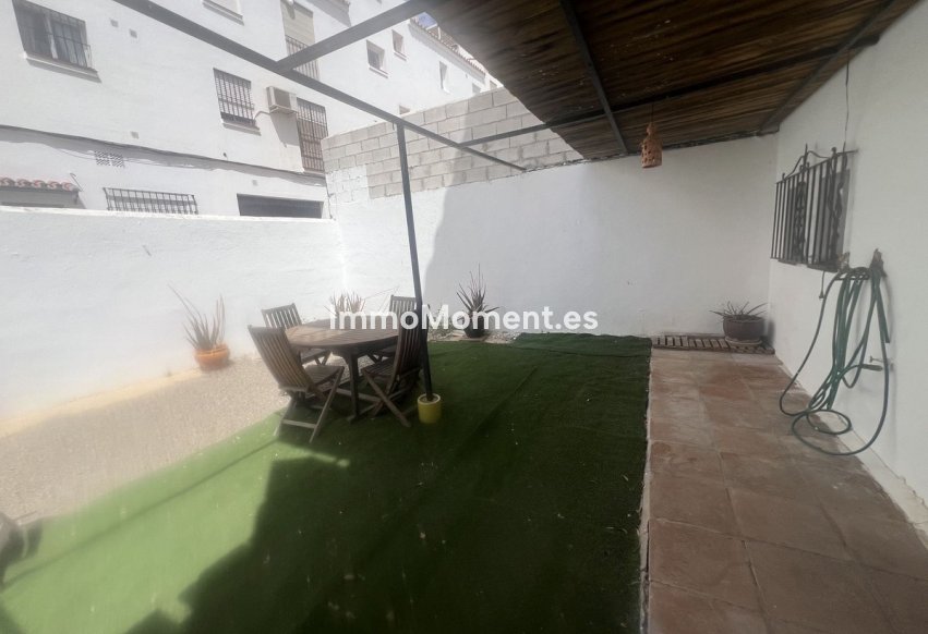 Reventa - Villa independiente - Estepona  - Estepona Centro