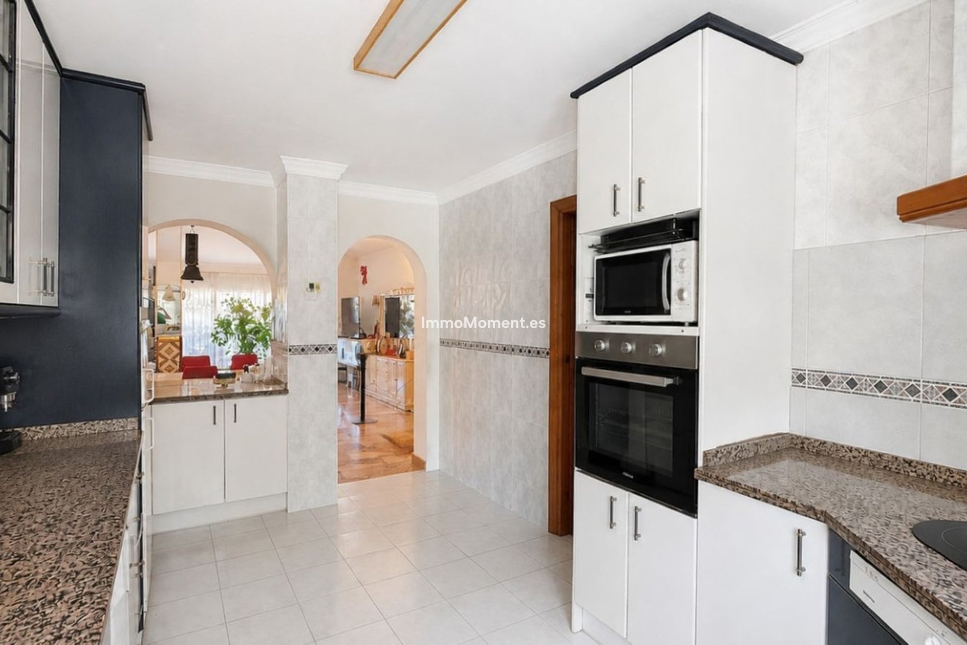 Reventa - Villa independiente - Estepona  - Estepona Centro
