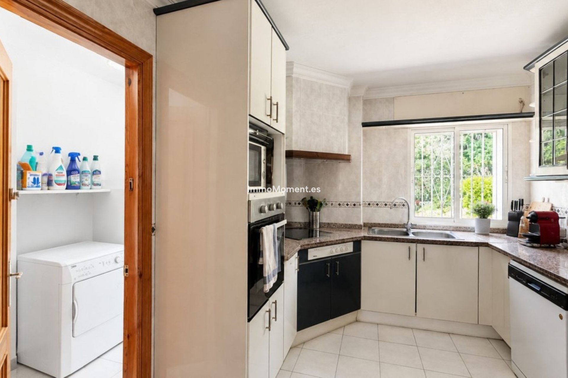 Reventa - Villa independiente - Estepona  - Estepona Centro
