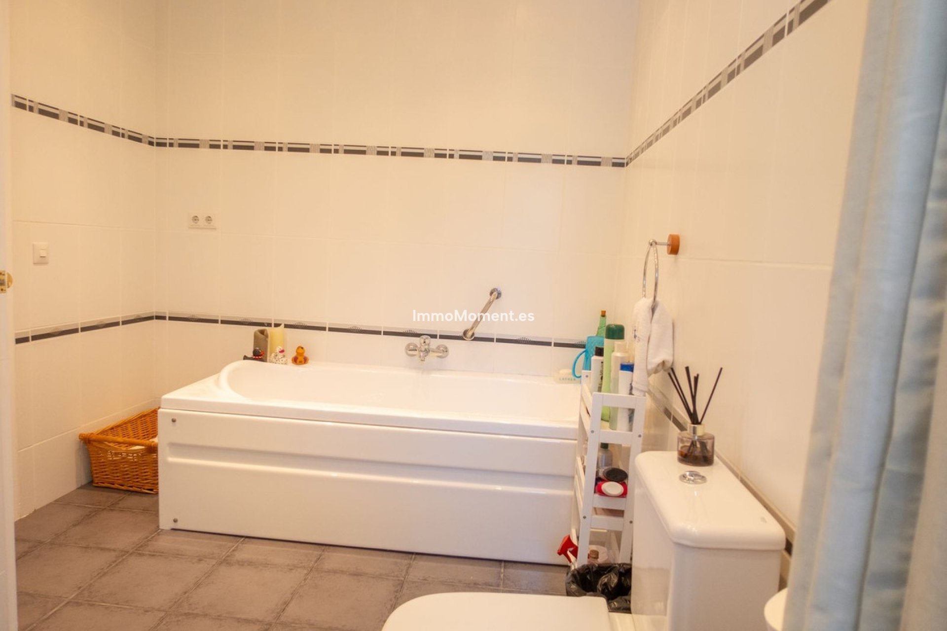 Reventa - Villa independiente - Estepona  - Estepona Centro