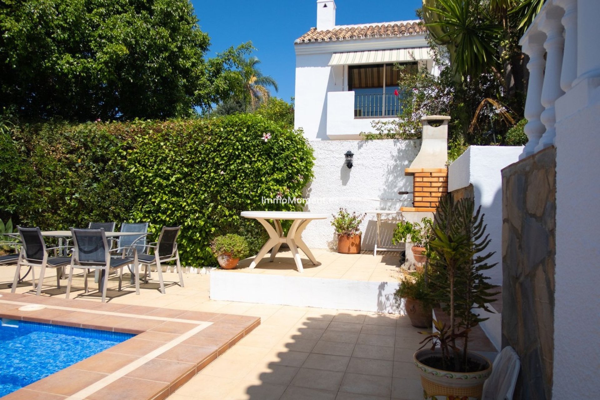 Reventa - Villa independiente - Estepona  - Estepona Centro