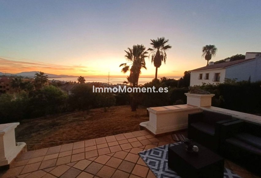 Reventa - Villa independiente - Estepona  - Estepona Centro