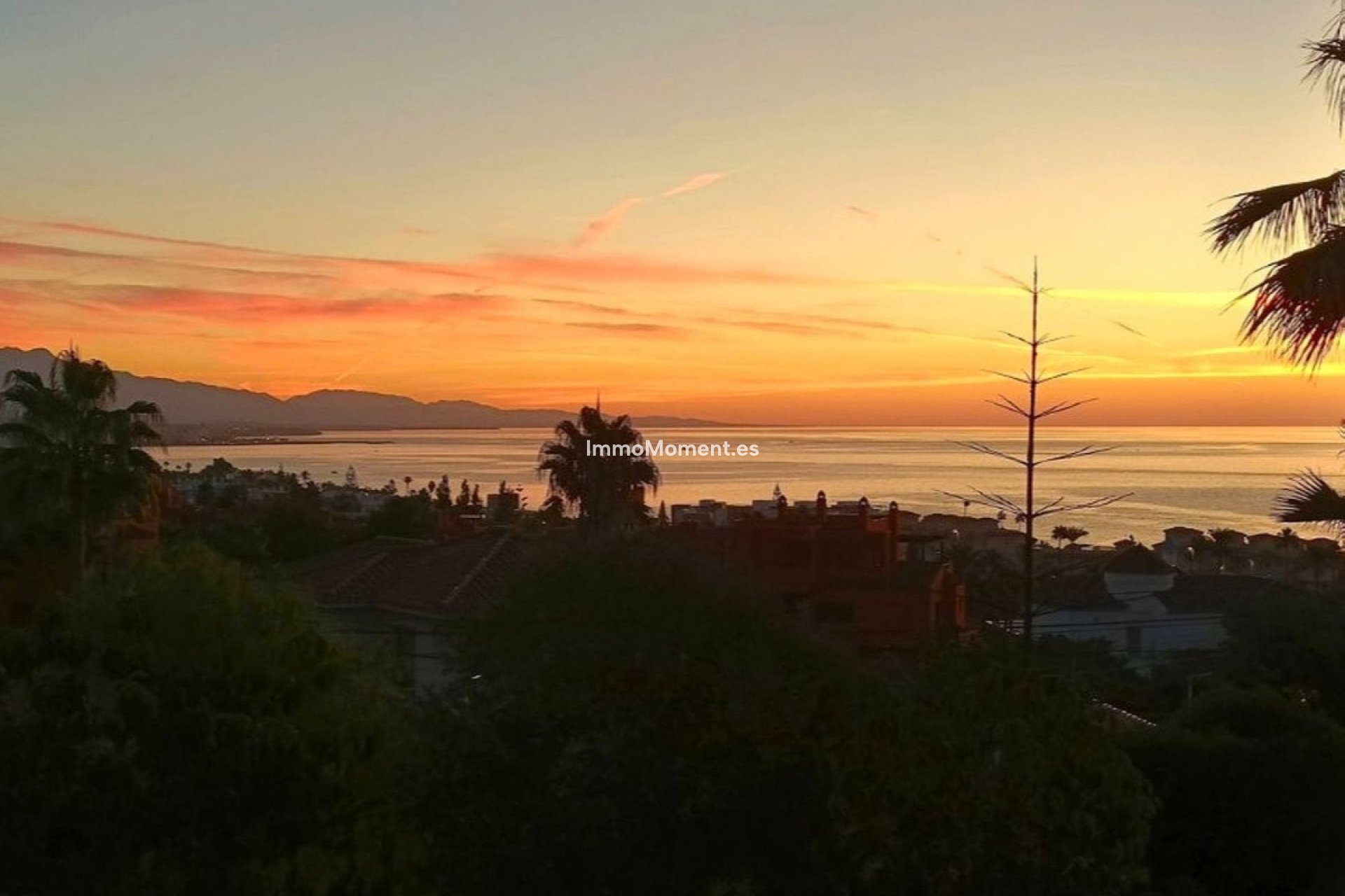 Reventa - Villa independiente - Estepona  - Estepona Centro