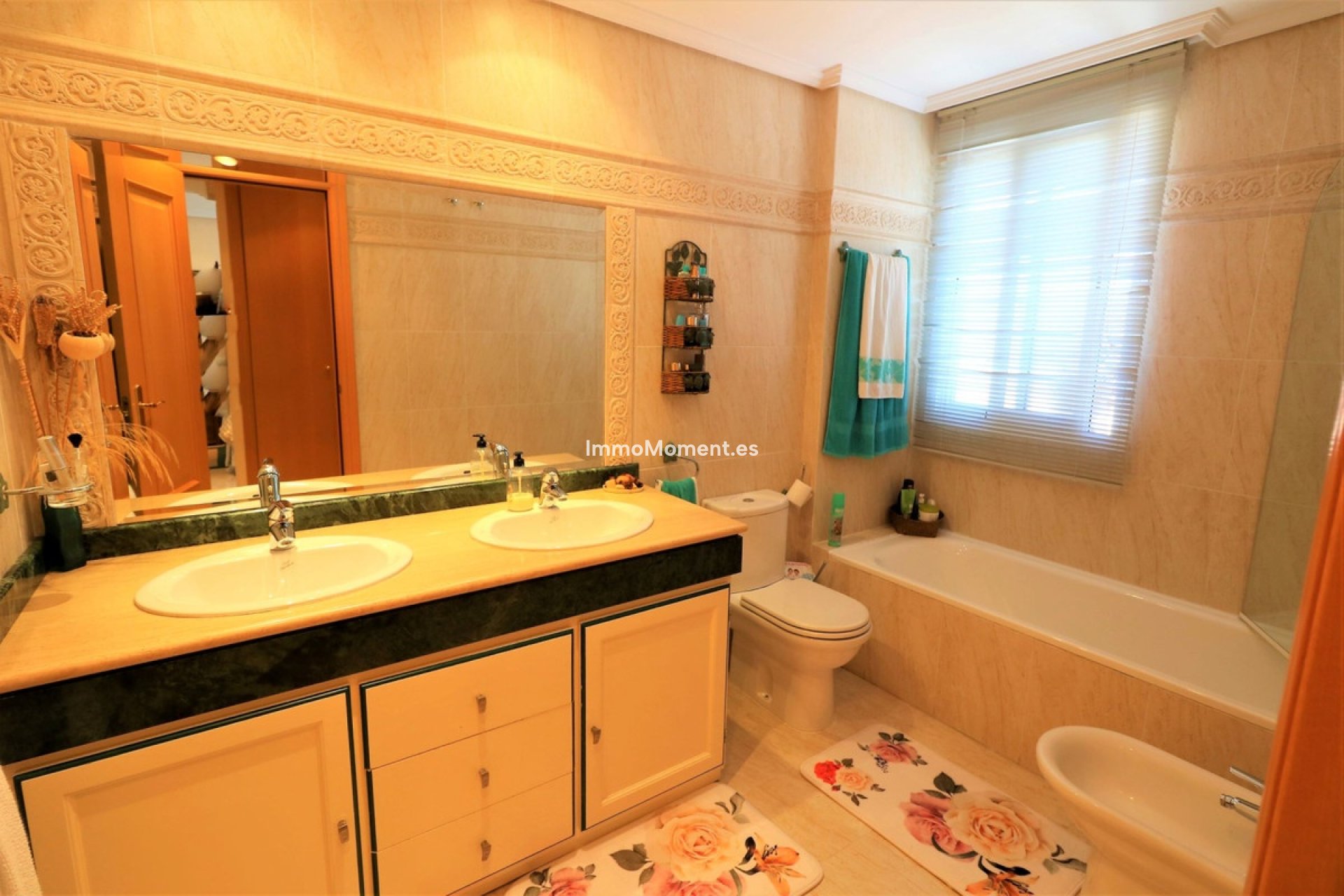Reventa - Villa independiente - Estepona  - Estepona Centro